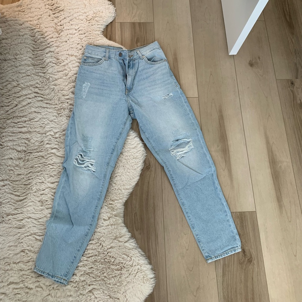 Dr denim high rise distressed mom Jean